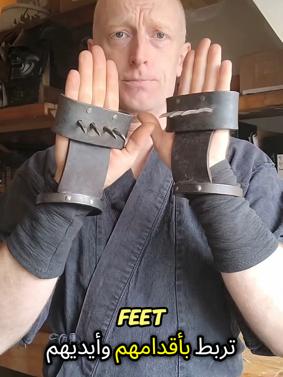 أدوات النينجا التقليدية، وهي أشيكو و شوكو. هذه الأدوات المعدنية المدببة، التي تُربط بالقدمين واليدين، تمنح النينجا القدرة على التشبث والخدش بسهولة.تسمح هذه الأدوات بالحركة الصامتة والسهلة عبر جميع أنواع التضاريس ، وتجعل تسلق الأشجار والجدران سريعًا بشكل لا يصدق . في القتال القريب، تجعل هذه الأدوات الضربات أكثر فتكًا وتساعد حتى في صد هجمات الكاتانا  #foruyou #fyp #ninja #رياضة #infoandfacts #عجائب_وغرائب #japan 