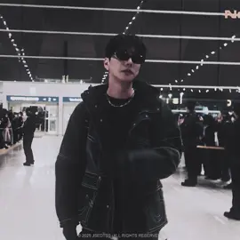 #LEEJUNYOUNG - there’s no way he’s 28😣 #viral #foryoupage #edit #fyp 🎬:@𝓓 🪷 @Lalli ⚯͛ @aaima 🐈‍⬛ @💋Maja:D💋 