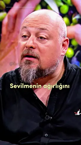 Sevilmenin ağırlığını kaldıramıyor insanlar. @burukhisler_ @tunatuner @aslisafak #tunatüner #aslışafak #sevmek #sevilme #sevilmek #değer #değervermek #sevgi #iliskiler