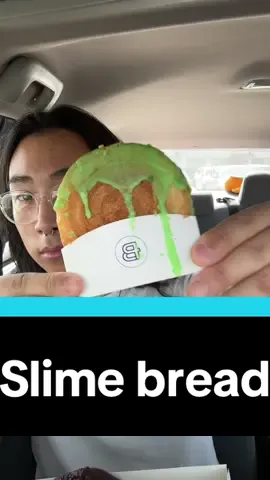 My bread turned into a slime and now I can't stop eating it!  #mukbang #pastry #croissant #pistachio #dubaichocolate #dessert #carmukbang #bread #slime 