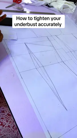 How to tighten your  accurately #fashiondesigner #fashiontiktok #fashion #fashioncatalyst #bustier#underbusttightening #contouring #fashiontiktok #fashion #howtotightenunderbust 