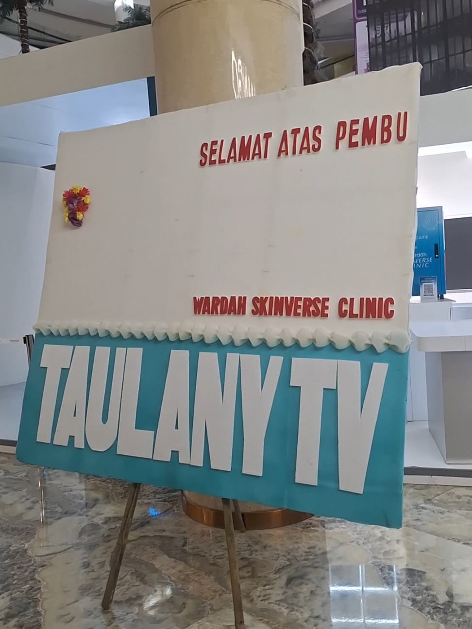 Wardah kena juga euy😭🤣 @taulanytvofficial #andretaulany #karanganbungacore #core  #wardahskinverse2025 #ClinicYTTA #BeautyisPainless#Highefficacy 
