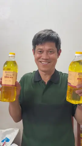 Dầu lạc đỏ nhà tự làm đây #minhbithu #minhbithuxom #nongsanminhbithu 