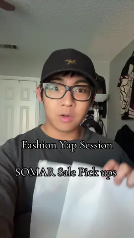 Idk why the mic so fuzzy #fashion #fashiontiktok #streetwear #clothes #designer #SmallBusiness #pickup #yap 
