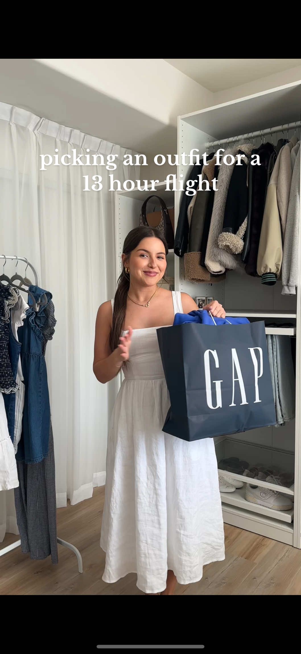 help me pick an outfit for a 13 hour flight (loungewear sets are on my LTK 🔗) @Gap 💙