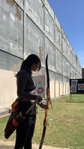 Girl Therapy❤️‍🩹🎯 #fyp #archerylife #archery #panahanindonesia #panahan #archerygirl 