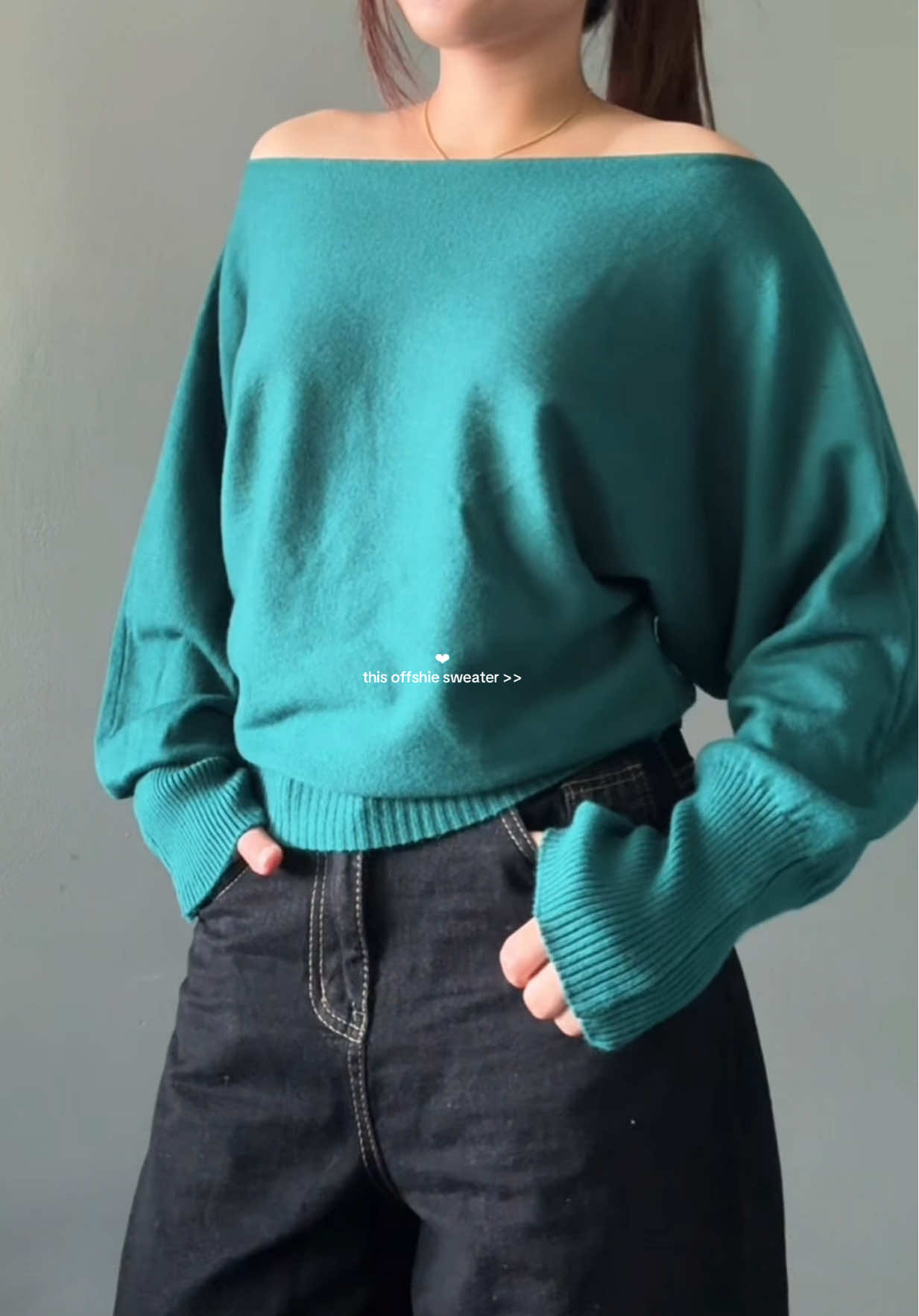 this offshie sweater >> #offshouldertop #comfytop #longsleevetop 