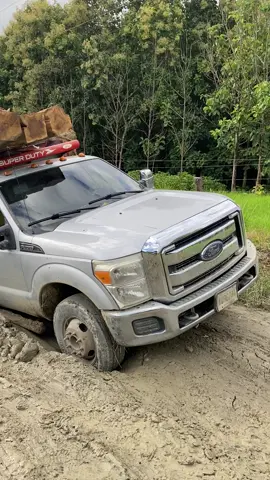 @camiones_de_venezuela🇻🇪 @camiones de carga #socopobarinasvenezuela🇻🇪 #🚀🚀🚀🚀🚀 