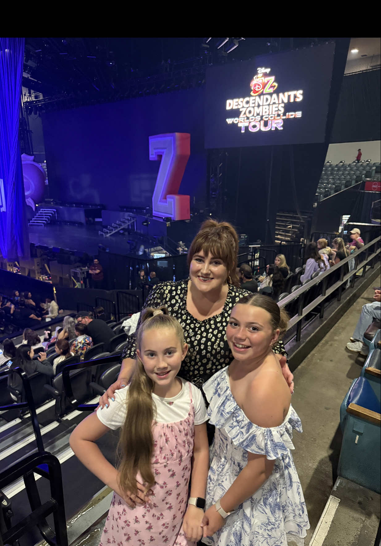 Still on cloud nine after the Disney Descendants Zombies World Collide Tour 💫 What an absolute gift to watch these 7 insanely talented, kind, and inspiring humans light up the stage. 🌟 We are so amazed and proud of each of you — your hearts shine just as brightly as your talent. As a mom, there’s nothing better than seeing your kids look up to people who are not only gifted performers, but also genuinely good people. My girls aspire to be like you — not just on stage, but in the way you treat others, lift each other up, and lead with joy and gratitude. 💖 Thank you for giving them something so positive and powerful to look up to. This night was pure magic ✨ @Malachi Barton  @dararenee @Freya Skye @Kylie Cantrall @Malia:) @Joshua Colley @Mk🇪🇹 @Disney Concerts @Disney Music  @Disney Descendants @disneyzombies  #DisneyMagic #DescendantsZombiesTour #WorldsCollideTour #DisneyConcert #GratefulHeart #zombies4 #RoleModelsMatter #RaisingStrongGirls #InspiringTheNextGen #FamilyNightOut #riseofred #MagicalMemories 