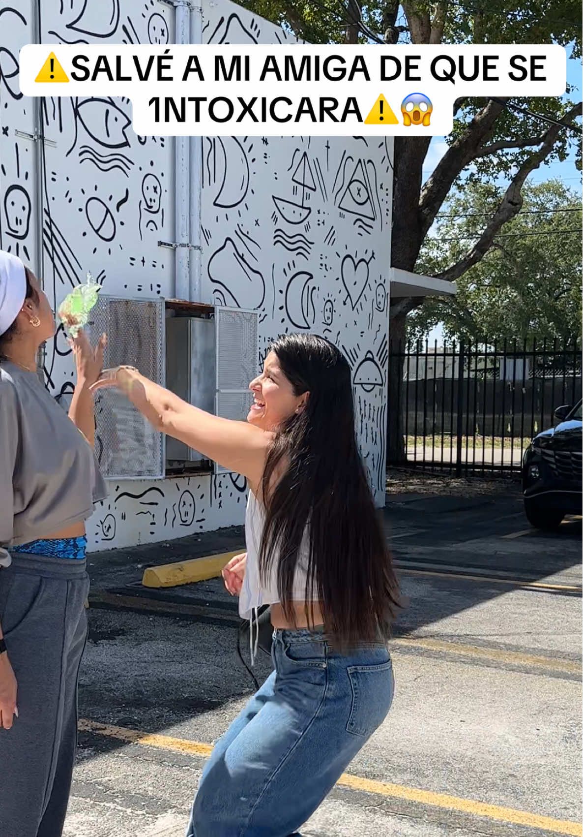 Estaba tomándose la clorofila falsa! Quién sabe qué tenía eso 😱😱 #dealsforyoudays #resultsmayvary #clorofila #abdomenplano #chlorophyll #inflammation #chlorophyllwater 