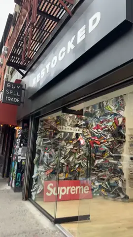 This is so dope🔥 #sneakers #sneakerhead #fy #foryou #newyork 