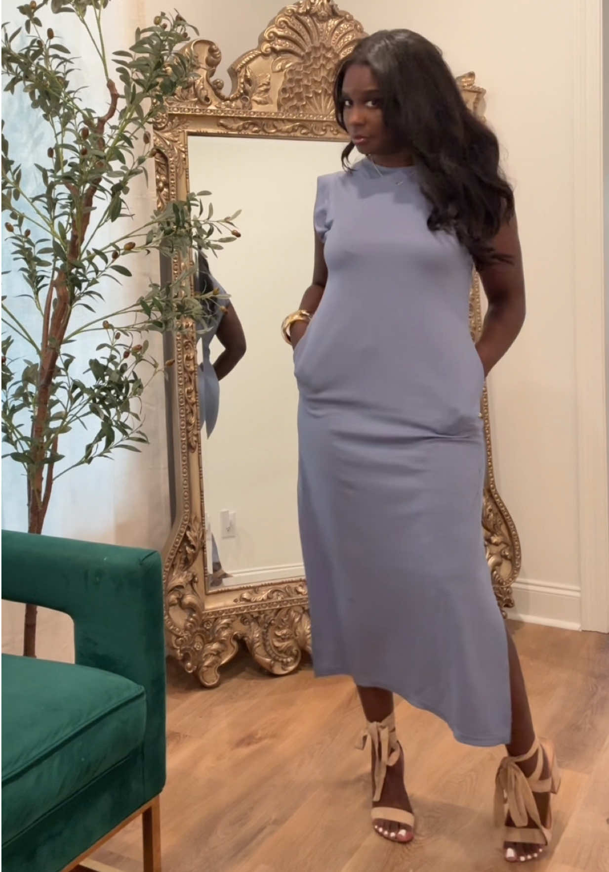 This dress is easily my pick of the week✔️! 