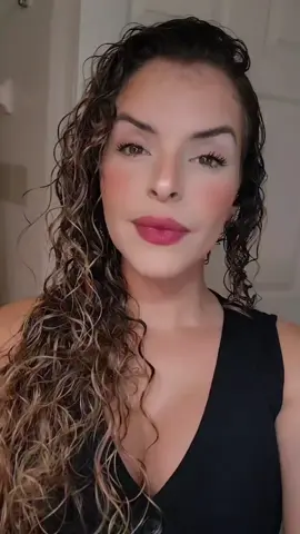 If a picture’s worth 1,000 words, this video must be a whole novel 👀📖✨ Colossal Bubble by Maybelline doing its thing, on sale now with free shipping! Add it to your cart before it’s gone 💛 #TikTokMadeMeBuyIt #LashGoals #MaybellineMascara #BeautyHack #ColossalBubble 