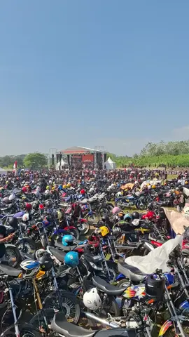yang mau mentahan acara yrcc silahkan soalnya membeludak#storyrxking #yrcc #rxkingindonesia #rxkingnusantara #fyppppppppppppppppppppppp 