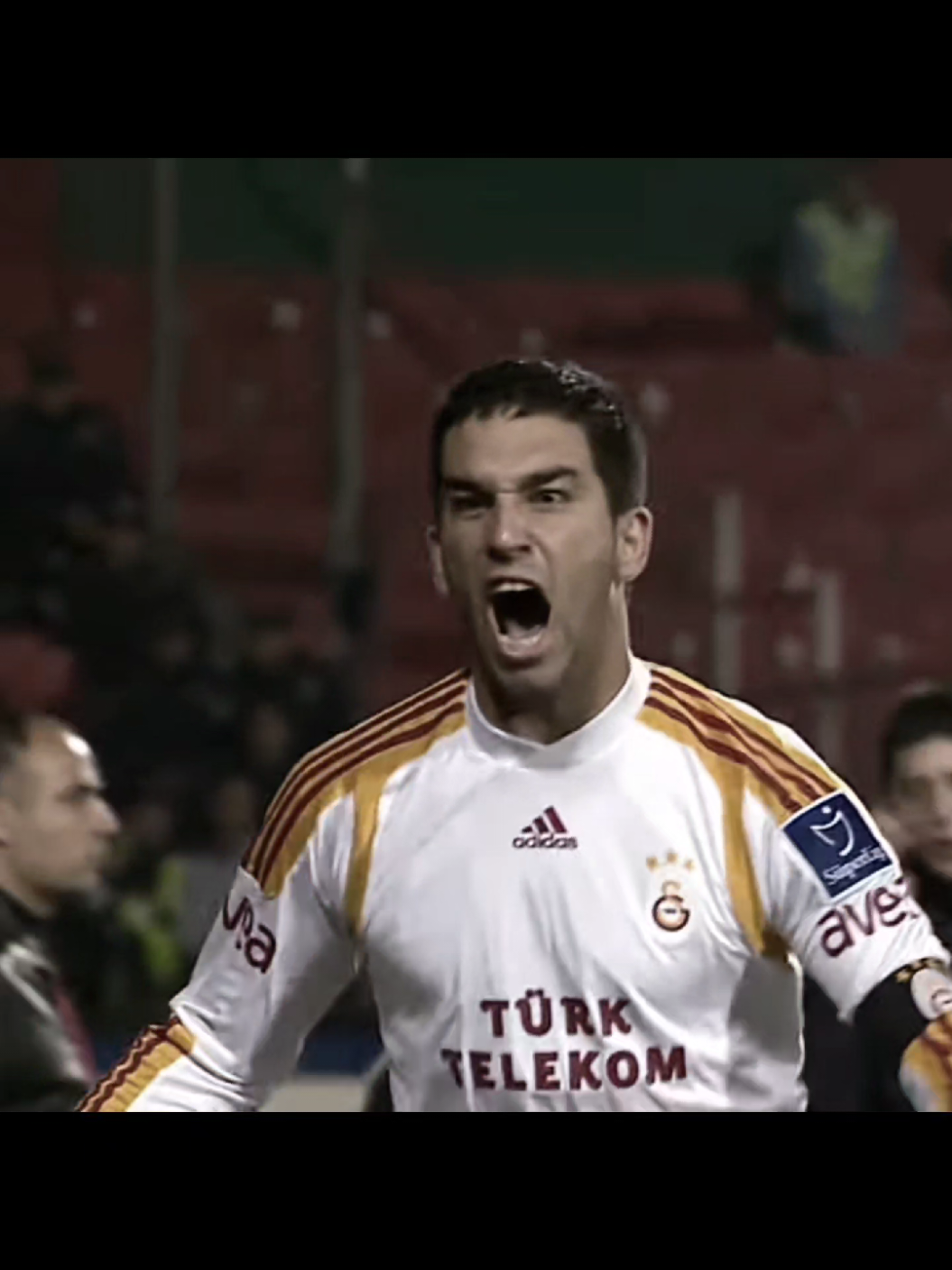 öyle çocukluk aşkını paraya değişmez bunu bilin. #ardaturan #fy #galatasaray #keşfet 