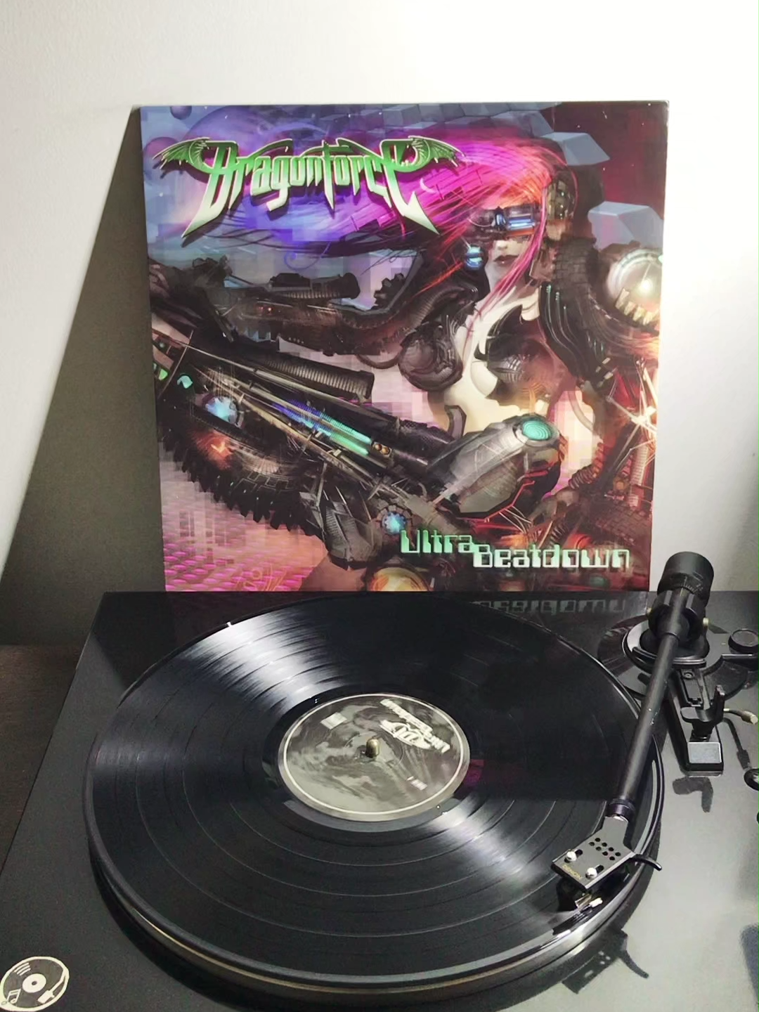 Dragonforce - Heroes of Our Time (2008) Free from this world, here for the LAST time ... Oceans COLLIDE inside of us all ...  Believe who we are, the PHOENIX will guide us ... Freedom will RISE once again! 💪   DRAGONFORCE  Ultra Beatdown (2008)   Ultra Beatdown is the fourth studio album by British power metal band DragonForce, released on 20 August 2008 in Japan and on 26 August 2008 worldwide.    Ultra Beatdown is the last studio album to feature ZP Theart on vocals and the first one to feature Frédéric Leclercq on the bass guitar.   The song 