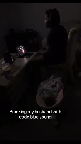 I rlly didn’t expect him to react 😭 #fyp #nursetok #cnalife #codeblue #hospital 