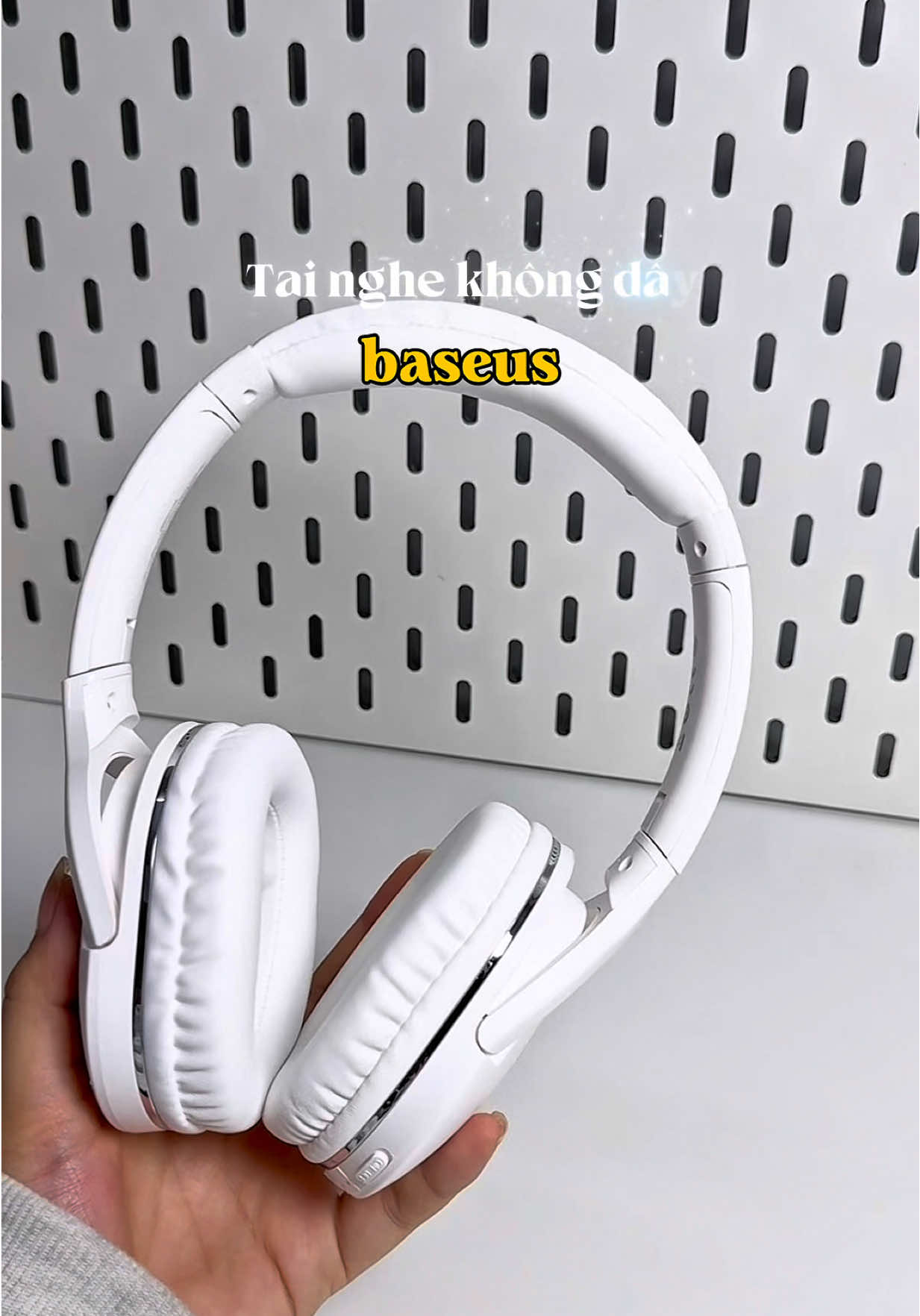 Tia nghe chụp tai baseus #unboxing #baseus #tainghe #tainghechuptai #tainghebluetooth #tainghebaseus #reviewcongnghe #xuhuong #page #foryou #fypage 