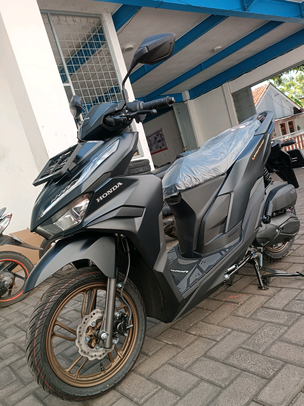 𝙑𝙖𝙧𝙞𝙤 125 𝘾𝙗𝙨 𝙄𝙎𝙎 𝘽𝙇𝘼𝘾𝙆 𝙋𝘼𝙉𝙏𝙃𝙀𝙍 MELAYANI CASH KREDIT HONDA WILAYAH PROBOLINGGO-DUNIA MOTOR GENDING💥 # BEAT CBS DP 600-2jtan # SCOOPY SPORTY DP 600-2jtan # VARIO 125 CBS DP MINIM 3JTan # POTONGAN ANGSURAN 40-60ribu # PERSYARATAN FOTO KTP KK - WA ( 082219990106 - AFANDI )  nb : harga / promo dapat berubah sewaktu-waktu.  syarat dan ketentuan berlaku 🥰#CapCut #vario125cbsissblack #vario125 #vario125hitamdoff #vario125indonesia❤️ #vario125 #vario125modifikasi #variocinematic #welovehonda #honda #