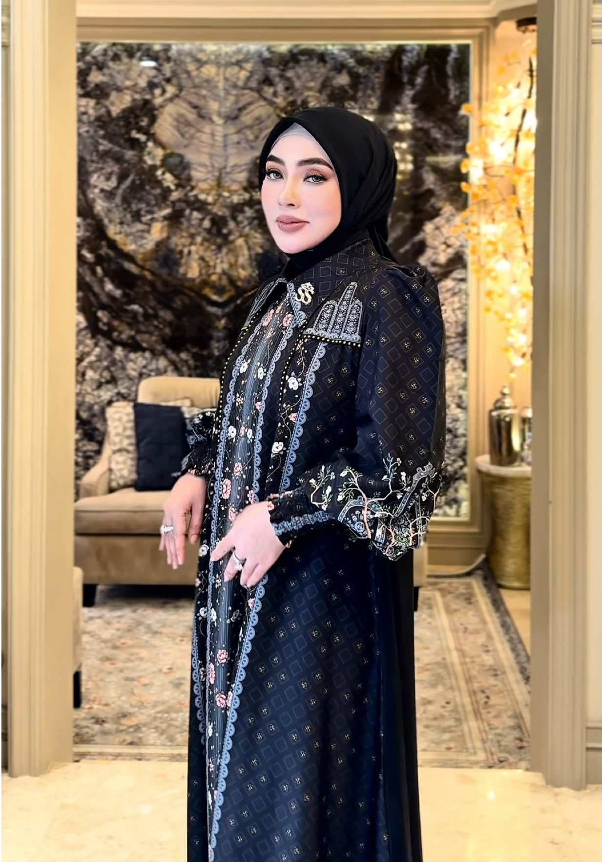 hitam hitam mewah sayang 😍