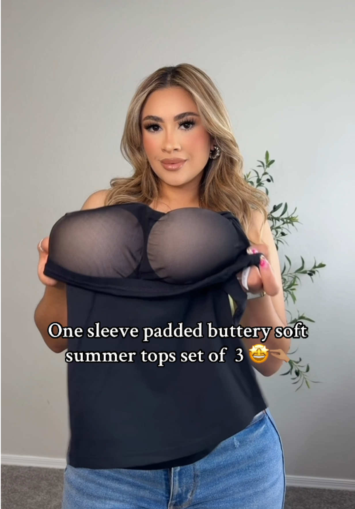 They are a must have for this summer 🤩🤏🏽 for reference I got size small wish I could’ve sized up.  #fyp #summertops #tops #oneshouldertop #comfortable 