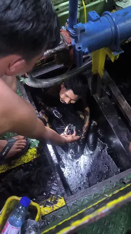 🤣🤣 #jet2holidays #kapal #engineroom #fyppppppppppppppppppppppp #pelaut 