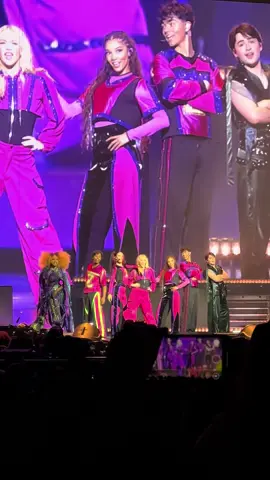 Such a fun mashup!! #descendantsxzombies #sanjose #zombies4 #chillinlikeavillain #doitlikethezombiesdo 