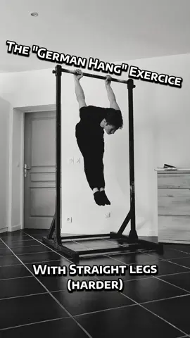 The German Hang is a great exercice to start working on your Back Lever. It will condition your shoulders and help you gain some strength before trying to hold a Tuck Back Lever for example 💪 #calisthenics #calistenia #calisthenicsworkout #calisthenicstraining #germanhang #streetworkout #foryou 