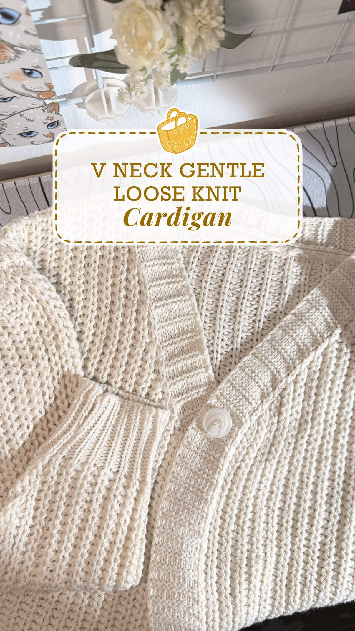 Perfect pang-layer sa OOTD mo ngayong rainy season! Sobrang soft and comfy suotin 🥰 ☑️ V-neck, drop shoulder with 1 button ☑️ Comfortable cotton material #knittedcardigan #cardigan #koreancardigan #cardiganootd #koreanoutfit #tiktokfinds