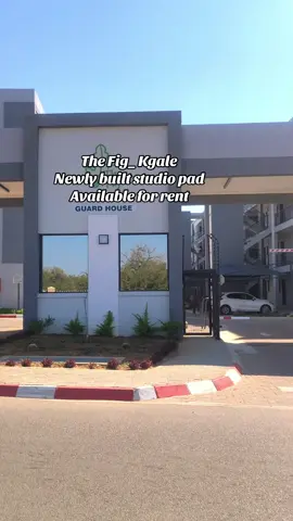 STUDIO PAD AVAILABLE FOR RENT Located at Kgale_The Fig Apartments📍 Monthly rental| P4,500 inclusive of levies 🩵2nd floor 🩵Open plan fitted kitchen( stove_oven_extractor) 🩵Fitted bedroom 🩵Bathroom (cubicle_hand wash basin_ toilet)  🩵24/7 security  🩵Swimming pool  🩵Club house Interested? Contact me on 77724812 #creatorsearchinsight #fyp #viral #apartment #homesweethome #modern #interiordesign 