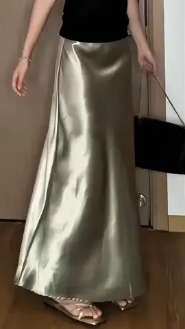 rok satin skirt lucu premium cantik elegan skirt satin silk #skirtsatin #roksatin #rokshimmer #skirtshimmer #outfitideas #skirts #skirtoutfits 