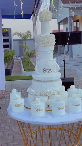 Luxury wedding cake by us 🎉 Heaven sweet cakes 🎂 📞 0625654192 📍mailimbili Dodoma #luxurycake #giantcake #weddingcake #dodomatanzania🇹🇿 #tiktokviral 