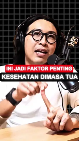 Berolahraga angkat beban adalah faktor penting untuk kesehatan di masa tua. Credit: Dr. Tirta & Kemal Pahlevi #infosehat #stayhealthy #drtirta #olahraga #angkatbeban 