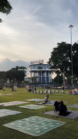 alun alun magelang + sore hari + angkringan cak min = best Combo!!❤️ #magelang24jam #magelanghits #magelangexplore #cafemagelang #rekomendasicafe #alunalunmagelang #kulinermagelang #fyp 