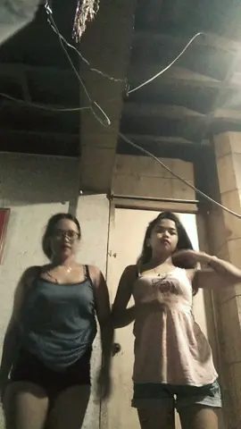 With my sister🖤🩷