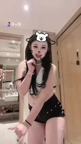 Tổng hợp các clip của idol Douyin TikTok  #nhaymua #dance #gaixinhdouyin #gaixinhtrungquoc 