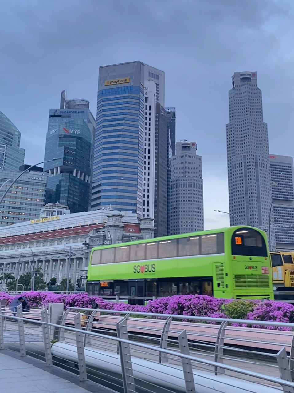 Vibes gini yang bikin kangen Singapore, iya enggak? 🥹 #singapore #merlion #marinabay #sgbus #city #capital #fypシ゚ 