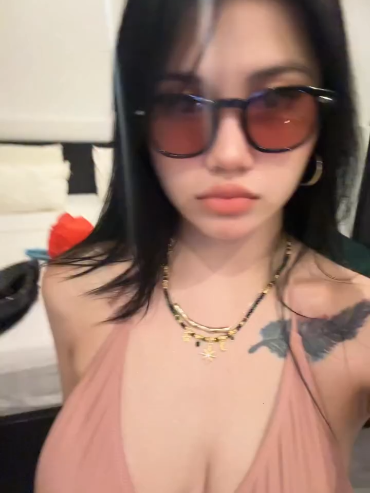 Nona Ambon pica pica✨#fypシ #tiktokviral #nonaambon #picapica #cantikbanget #soundviral #lewatberanda