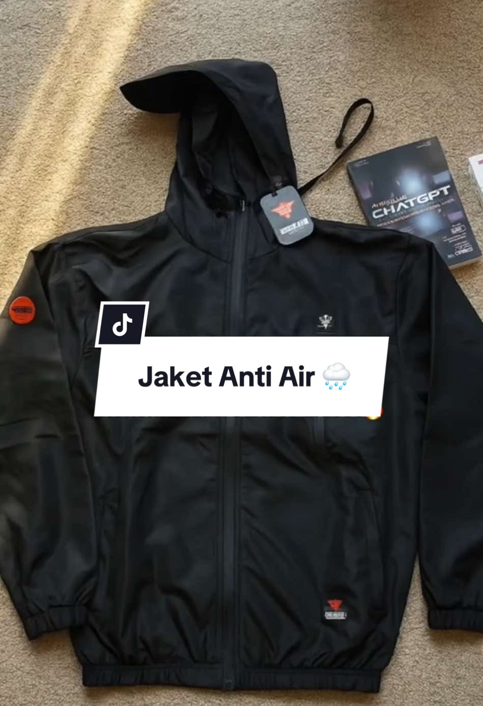 Jaket Parasut Pria Waterproof Anti Air Original Redflags🔥 #jaket #jaketpria #jaketwanita #jaketcowok #jaketcewek #jaketparasut #antiair #jaketoutdoor #jaketwaterproof 