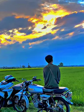 Like en nyet🗿#fypシ゚viral #masukberanda #fy #modifikasicb #cbcl #gl100modifikasi 