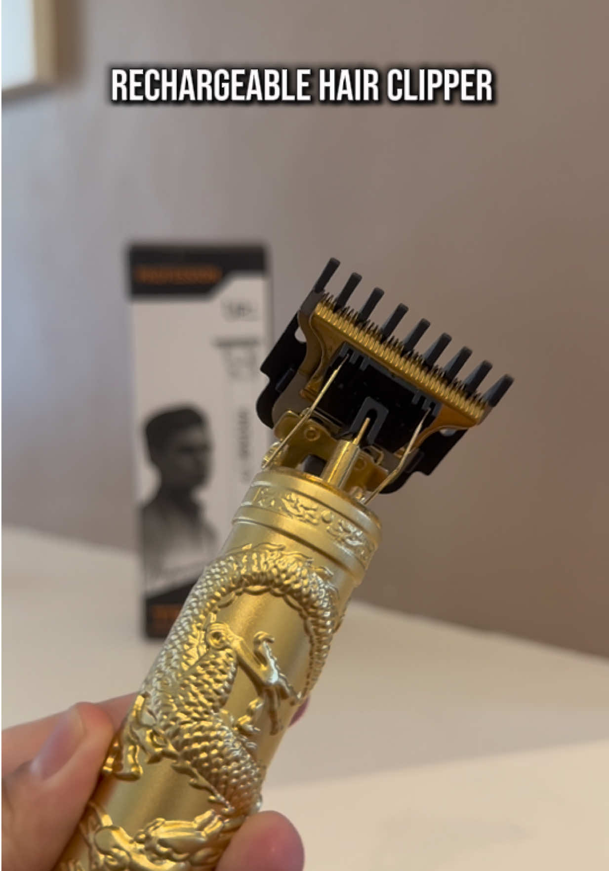 Perfect gift for him 🪒 #razor #rechargeablerazor #electricrazor #hairclipper #electrichairclipper #razorformen