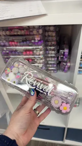 Pack an order with me! #usabeadsupplier #asmr #siliconebead #beadsupplier #beadedpensupplies #packanorderwithme #siliconebeadwristlet #usabeadvendor #siliconebeads #diycraft #diycraftkits #letspackit 