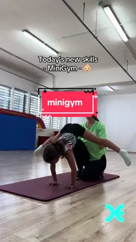 MiniGym training ❤️ #deschoolofgymnastics #degimnastica #minigymnast #skill #activityforkids 