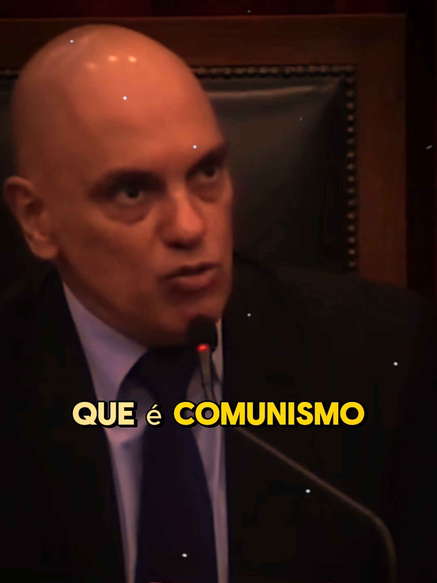 O comunista embaixo da cama #comunismo #esquerda #direitabrasil #socialismo #bolsonarismo #bolsonaristas #liberalismo #achismo