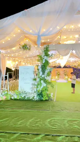 Chiếc rạp đẹp như này mà trời không thương một cơn giông đúng lúc bày cỗ, tiếc cho em Dâu của chị ngày hạnh phúc nhất chưa được trọn vẹn. Thương em#wedding #cưới #rapdephaiduong #cuoidephaiduong #tiệccưới #cuoihoitrongoi #xuhuongcuoi 