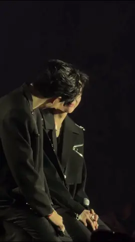 my heart is broken. both of you have worked so hard. we love you perthsanta 🖤🤍 PERTHSANTA TIMESTOPPER #PerthSantaFanconD2 #PerthSanta #เพิร์ธแซนต้า@Santa @PERTHPPE #santapongsapak #Santapp #perthppe #perthtanapon #fyp 