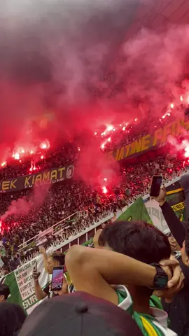 launcing pemain,gbt full flare🐊💚🔥 #persebaya#persebaya1927#persebayasurabaya🐊💚 #persebayafans #bonekmania#persebayaselamanya #fyppppppppppppppppppppppp #fypシ゚viral#xybca#masukberandafyp 