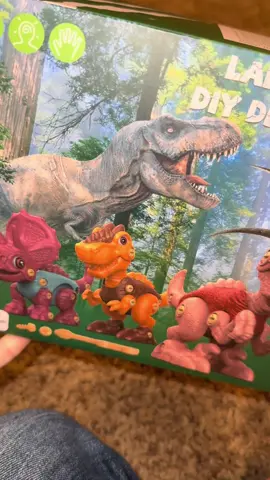 Build-a-Dino land with us! #lilwolf #laradola #laradoladinosaur #dinosaurs #kidstoys #gifts #buildadino 