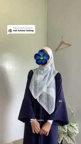 Replying to @aerin basically lebih kurang style butterfly biasa tu jeee cuma yang sebelah angkat tinggi sikit& pin kt belakang sikit🤏🏻camtuu jaaaa kita newbie sikit nak buat tutorial🤓 #tutorialbawal #bawalprinted #imallis Suggested title and hashtags Title: Elevate Your Bawal Outfit Game #fashiontutorial #bawalstyle #outfitidea #HijabFashion #modestfashion 
