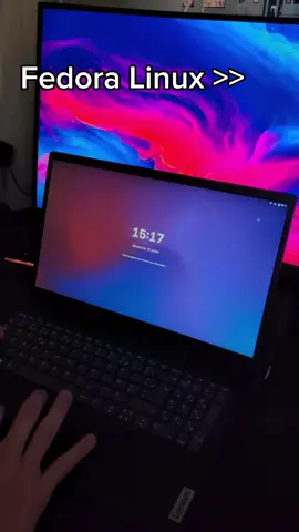 💻Fedora Linux 🔥 #Linux #Fedora #Ricing #CustomDesktop #TechTok 
